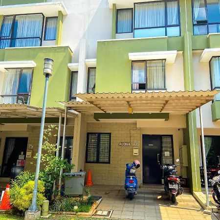 Aloha Guest House - 1 Male Only Tangerang Exteriör bild