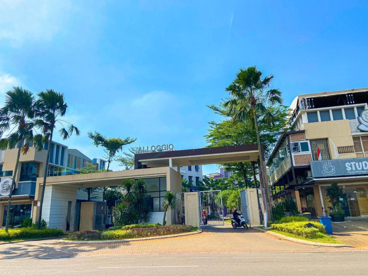 Aloha Guest House - 1 Male Only Tangerang Exteriör bild